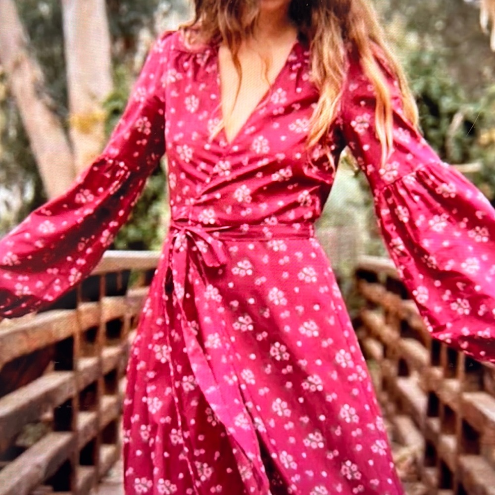 Bergen Dress | Magenta Floral Bouquet